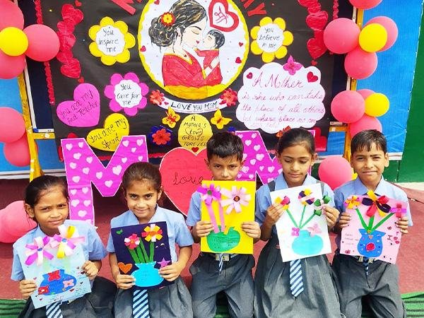 Mother's Day Celebrations photo 4 - Sanskar Smart School, Barotiwala