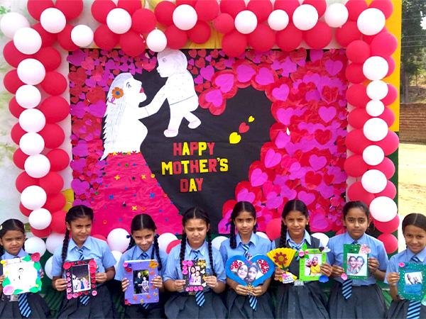 Mother's Day Celebrations photo 7 - Sanskar Smart School, Barotiwala